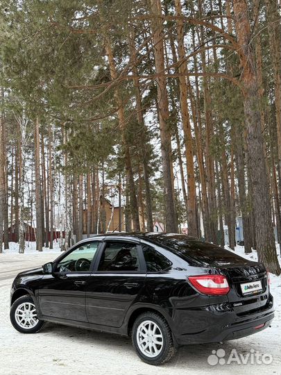 LADA Granta 1.6 МТ, 2022, 51 000 км