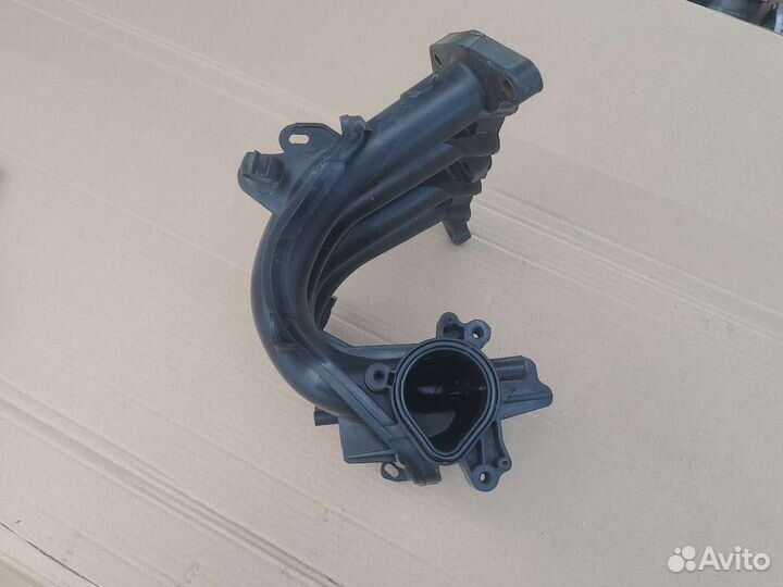 Впускной коллектор Peugeot 206 1998-2012