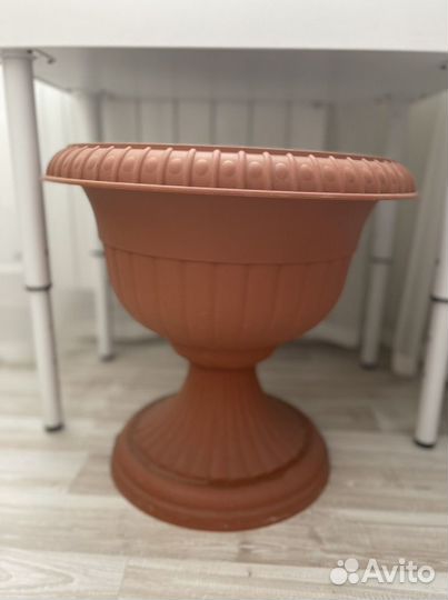 Горшок для цветов напольный