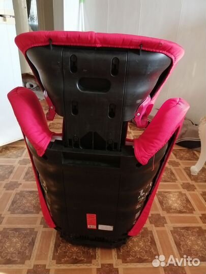 Детское автомобильное кресло от 15 до 36 кг б/у