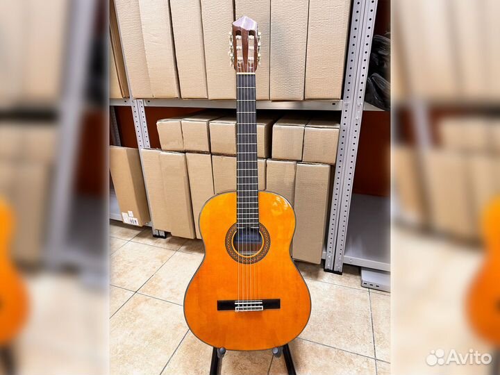 Классическая гитара Yamaha c40