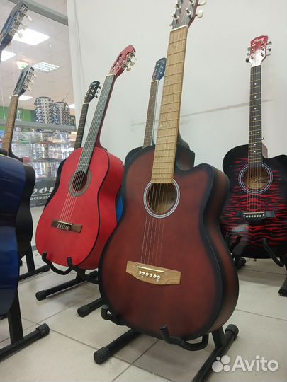 Гитара акустическая новая