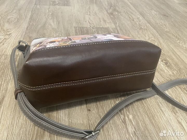 Сумка эко кожа в отлчном состоянии