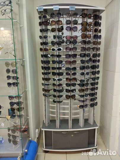 Витрины для очков