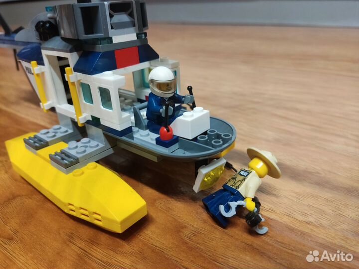 Lego City 60067 Погоня на полицейском вертолете