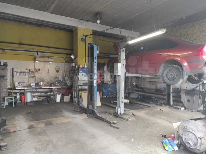 Продам помещение свободного назначения, 444 м²