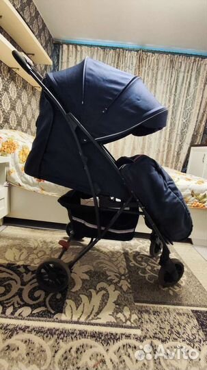 Прогулочная коляска Adamex Quatro Levi