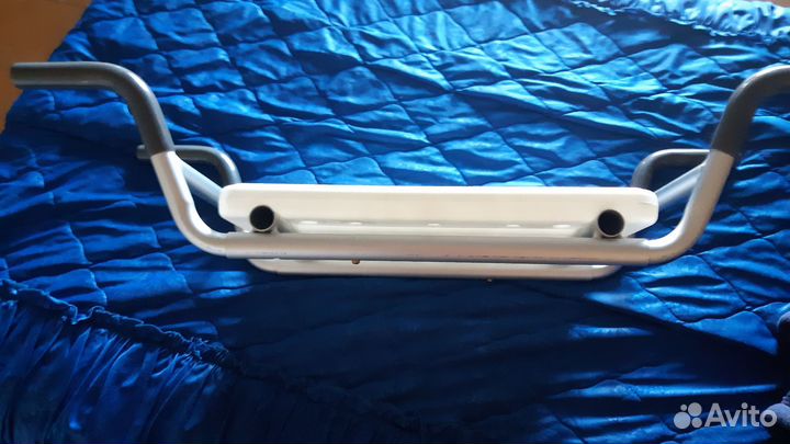 Сиденье для ванны