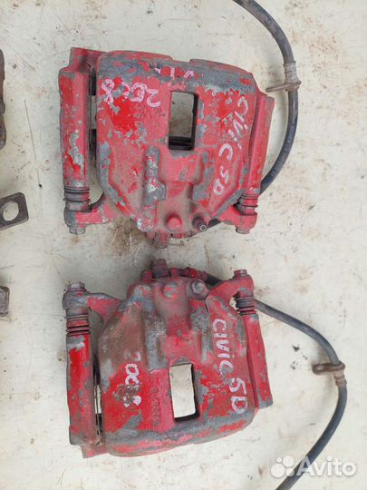 Суппорт на honda civic5d 2008г