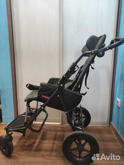 Детская инвалидная коляска