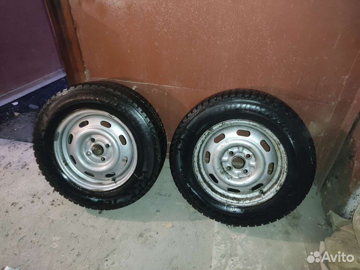 Комплект зимних колес r14 4-100