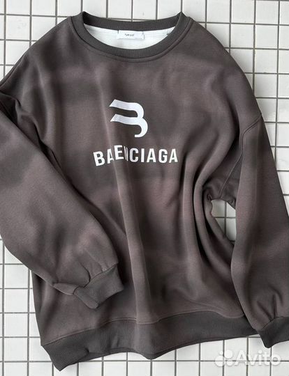 Свитшот Balenciaga тёплый на велюре оверсайз