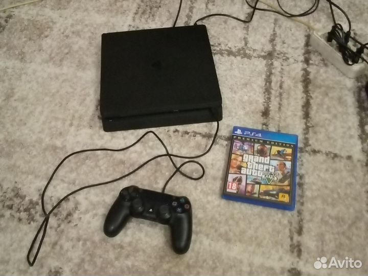 Sony PS4 slim 1tb