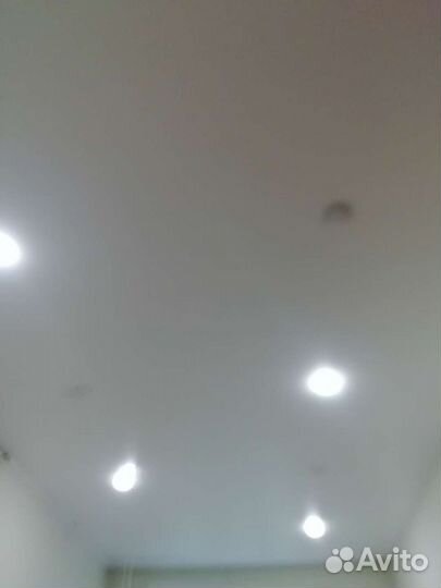 Натяжные потолки, слив воды, ремонт полотна