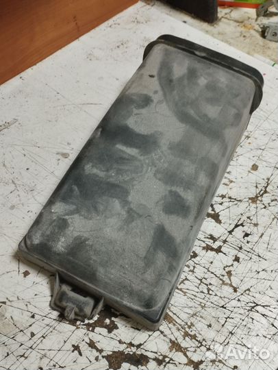 Корпус салонного фильтра BMW 7 E65 бmв 7 Е65 Е66