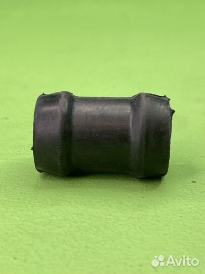 Трубка промежуточная уплотнительная блока масляног