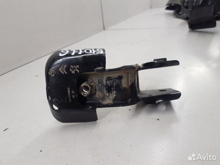 Кронштейн задней опоры двигателя (Peugeot Expert)