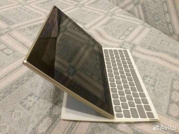 Планшет Asus Eee Pad Slider