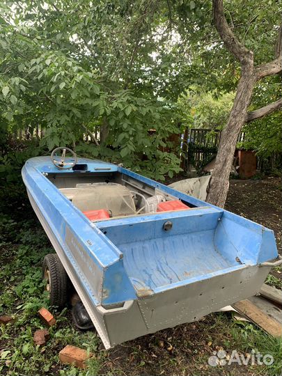 Моторная лодка казанка5м3