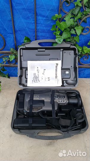 Японская видеокамера