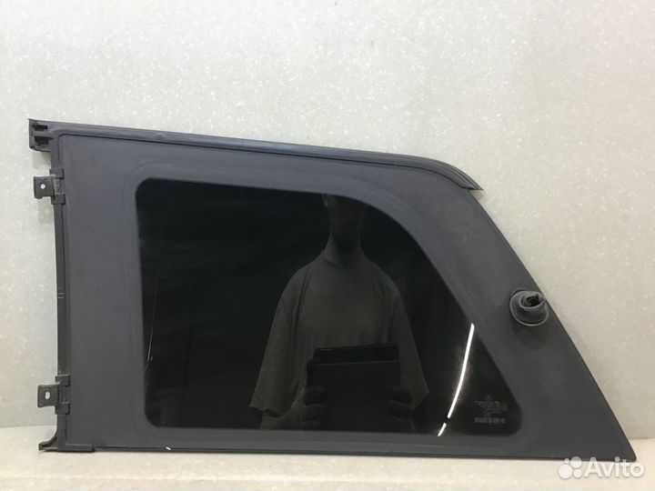 Стекло кузовное глухое правое Mercedes Benz GL-Cla