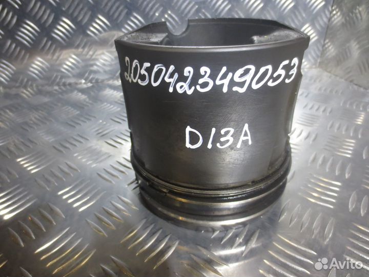 Поршень Volvo 21309212