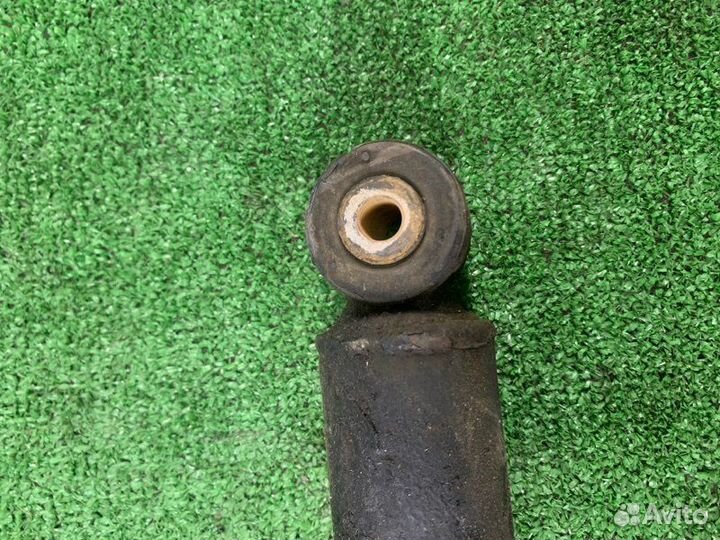 Амортизатор задний Honda Shuttle GP7 LEB 2016