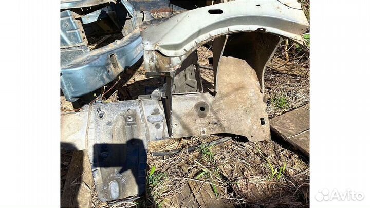 Лонжерон левый Рено Логан 1