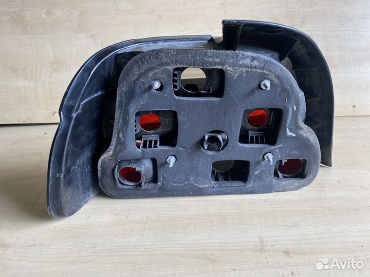 Фонарь задний правый Bmw e39