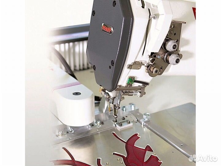 Швейный автомат Pfaff 3703