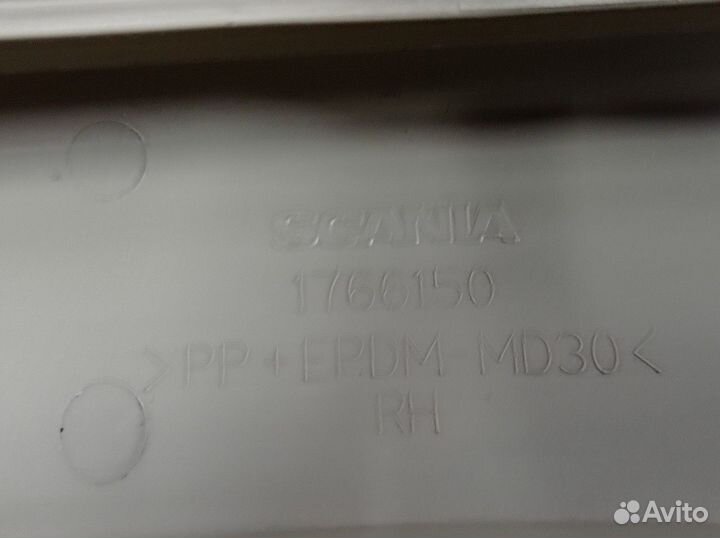 Накладка верхней консоли правая Scania 5-series