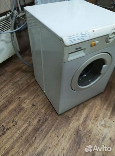 Занусси мини под раковину Стиральная машина