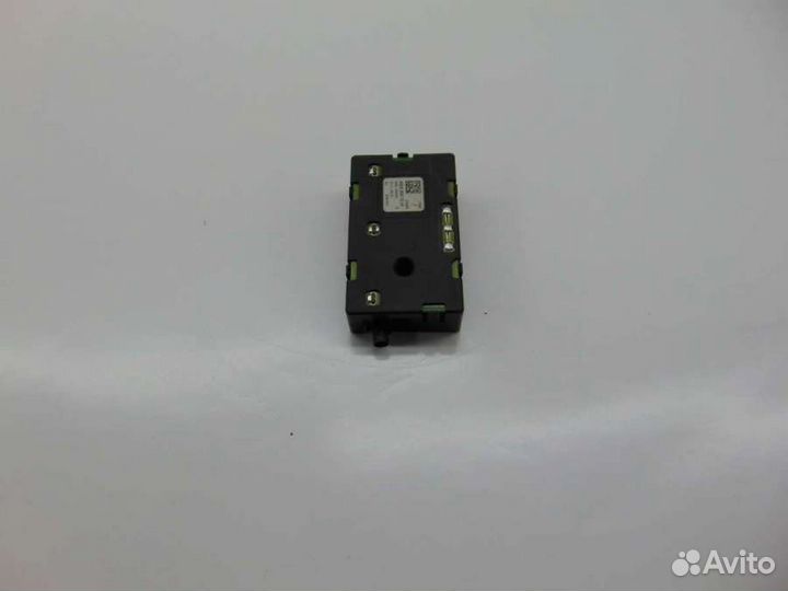 Антенна Mercedes C W205 2020г. A2059051205