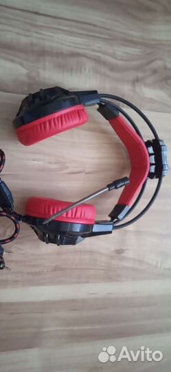 Игровые наушники