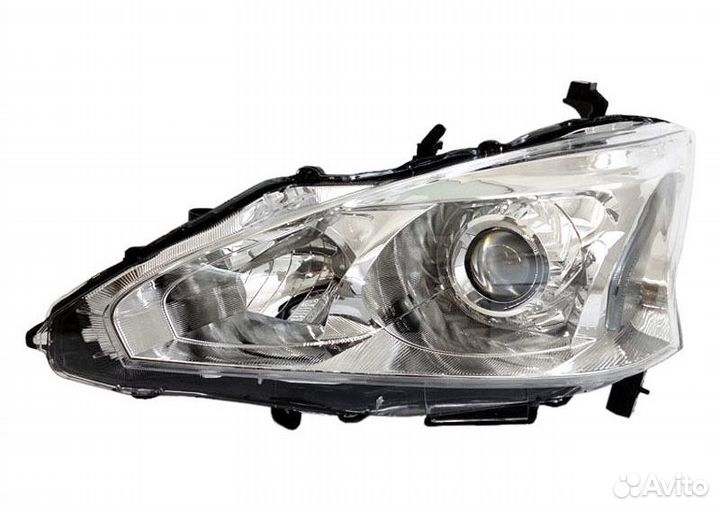 Фара левая Nissan Teana L33