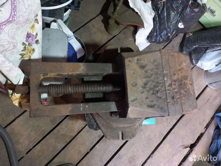 Тиски станочные СССР 250 мм