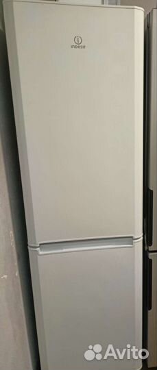Холодильник Индезит 2м белый