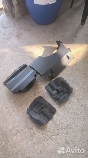 Подрулевой пластик передней панели Опель Зафира