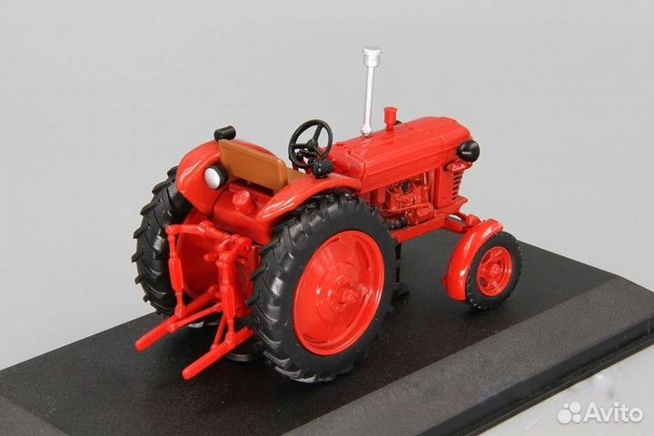 Трактор Т-28 №63 (Hachette 1:43)