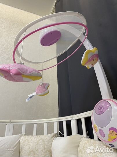 Мобиль на кроватку с пультом