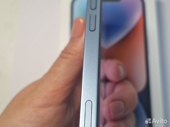 iPhone 15, 128 ГБ