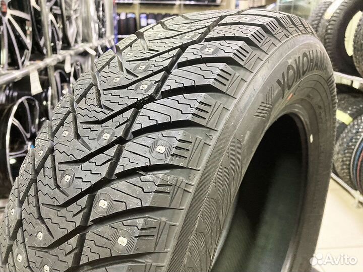 Yokohama Ice Guard IG65 235/55 R17