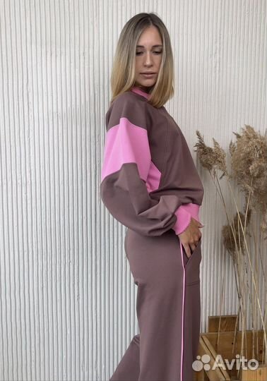 Костюм спортивный