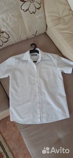 Детские рубашки на школьника