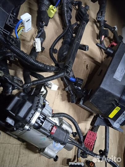 Проводка жгут моторного отсека genesis G70