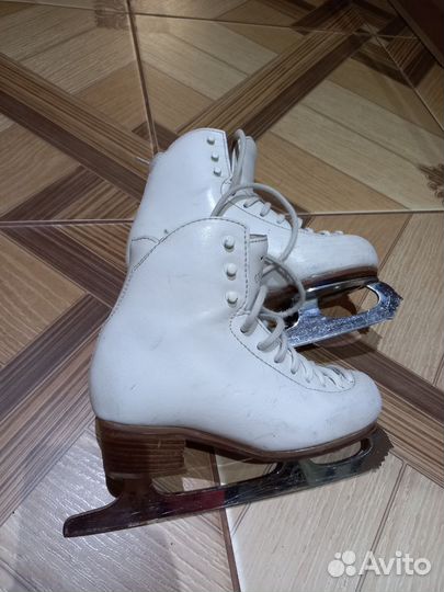 Фигурные коньки risport excellence