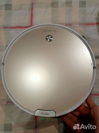 Polaris pvcr0726W робот пылесос