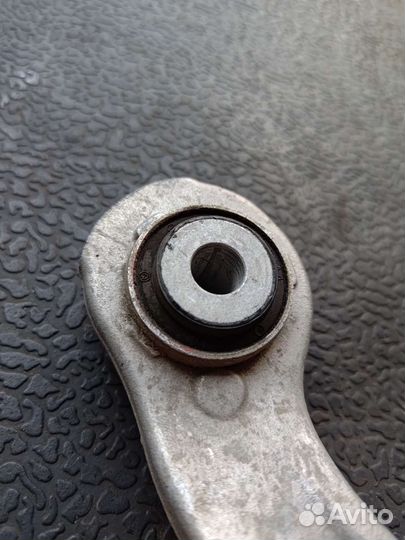 Рычаг задний левый верх. додж Челенджер Dodge