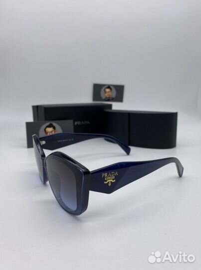 Очки prada