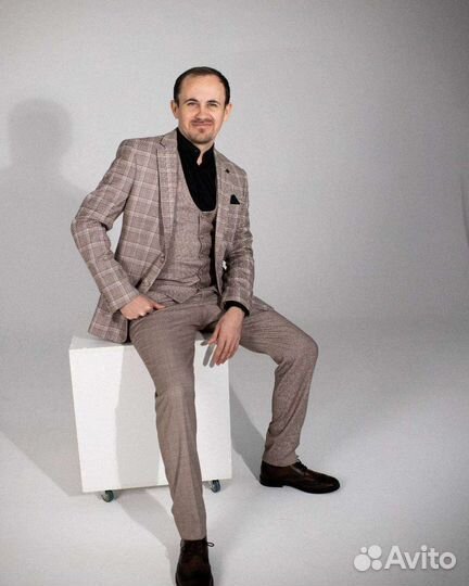 Ведущий на свадьбу